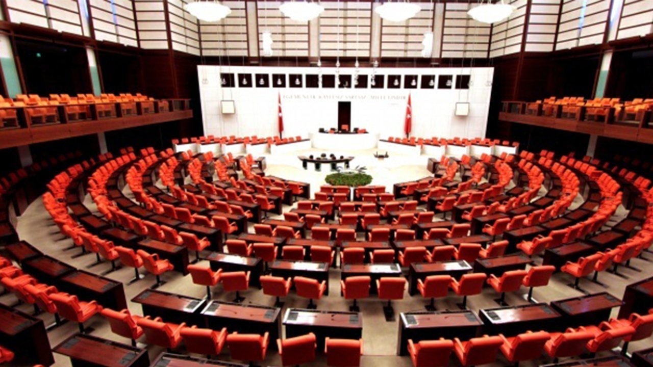 TBMM’nin çalışma süresi uzatıldı!
