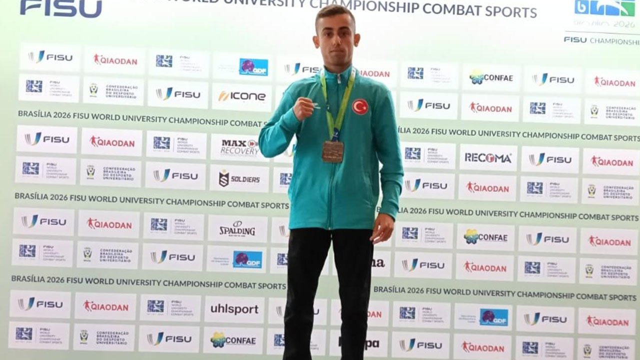 Brezilya’da tarih yazdı! Meramlı sporcu dünya şampiyonu oldu!