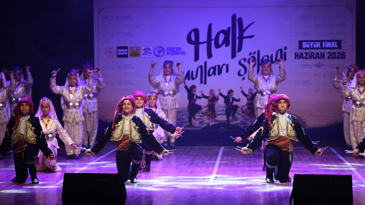 Konya'da 1.015 gençten muhteşem gösteri! Başkan Altay: “Konya’nın Kültür Şöleni Devasa Bir Marka Haline Geldi”