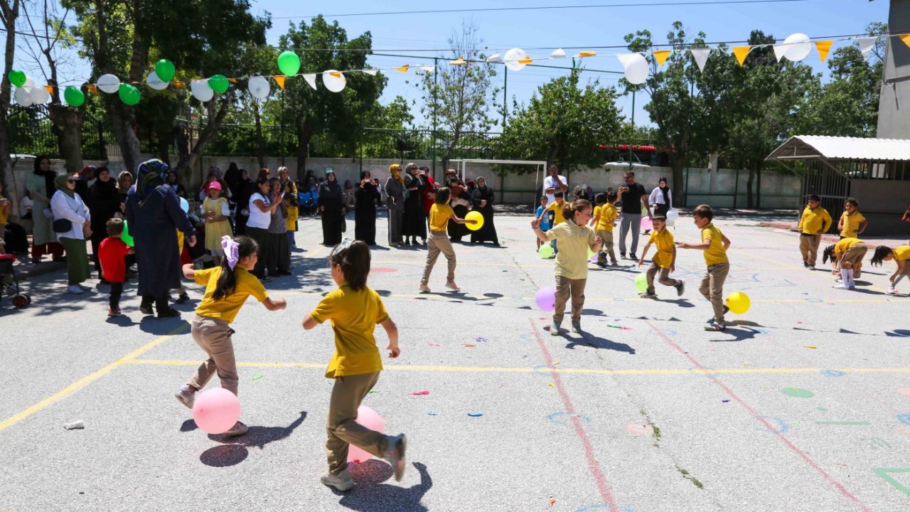 Konya’da renkli görüntüler! Yeşil Fest çocukların yüzünü güldürdü!