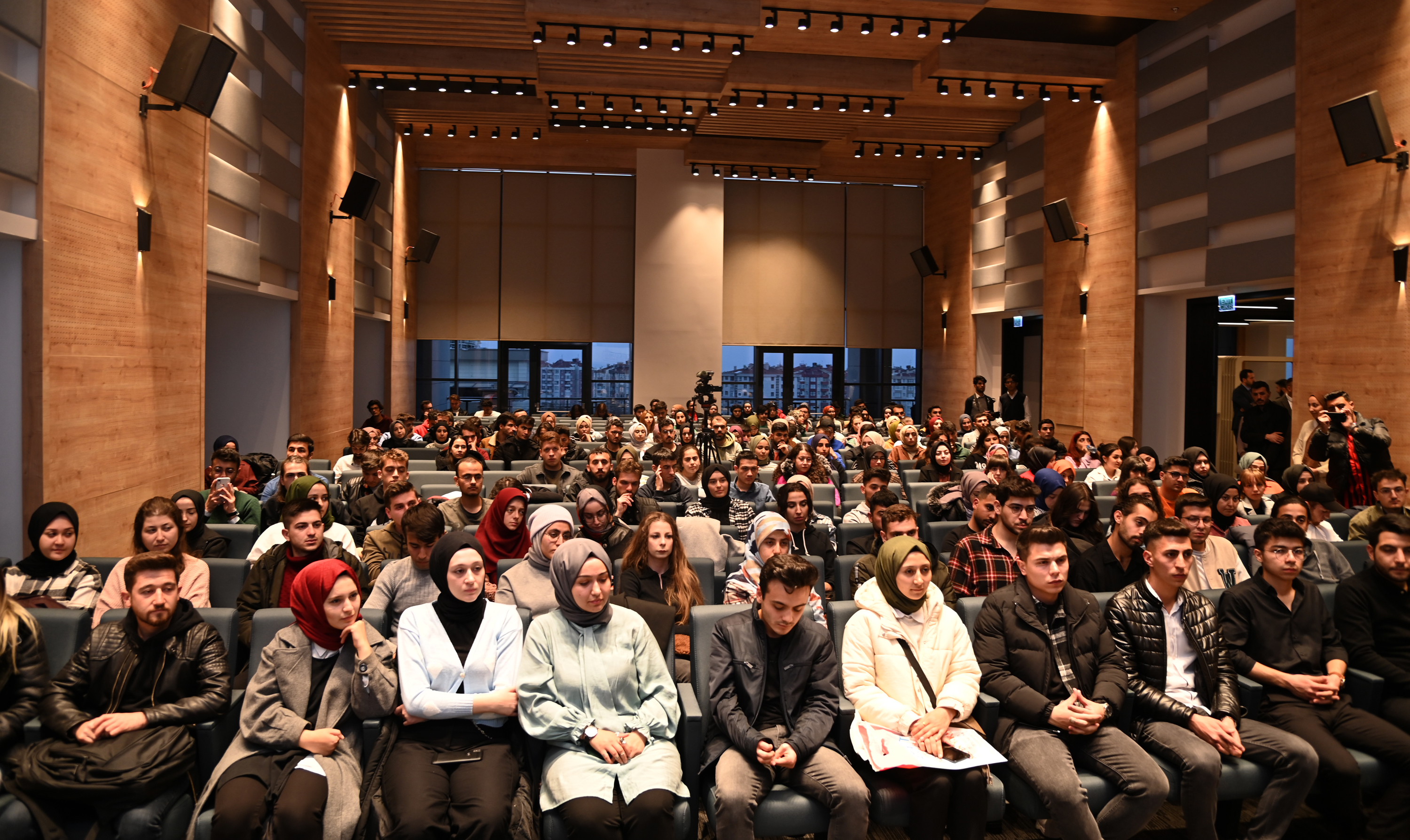 Başkan Pekyatırmacı: "Türkiye Yüzyılı’nı Gençlerle Birlikte Kuracağız"