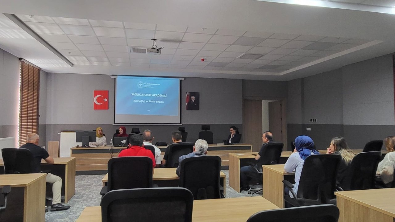 Konya'da vatandaşlara sağlıklı yaşam eğitimi verildi!