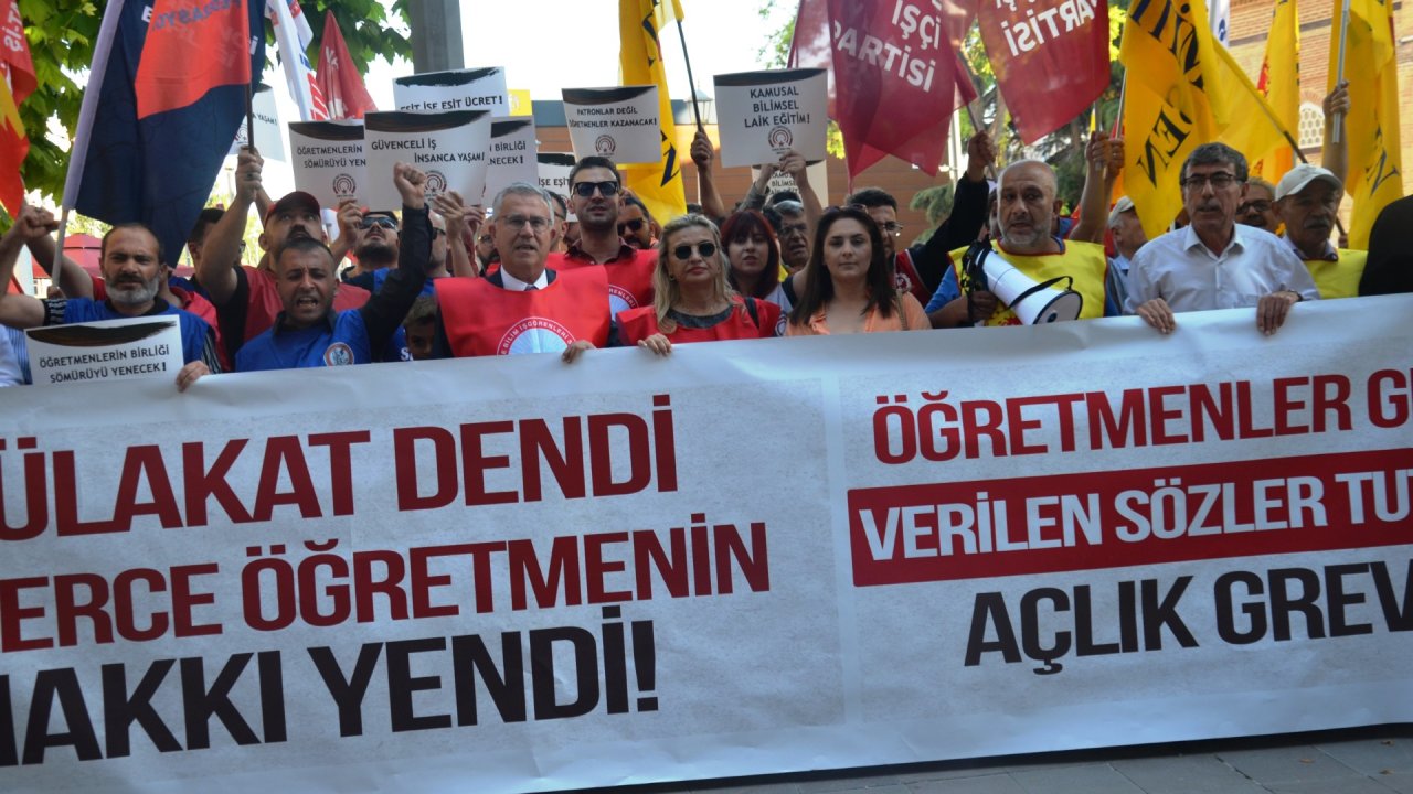 Konya'da öğretmenler, taleplerinin yasalaşmasını istiyor