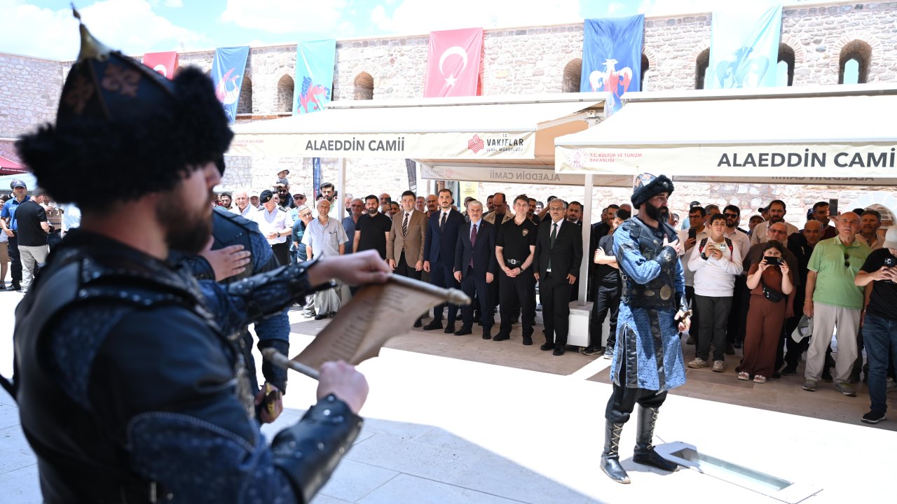 Konya’nın tarihi kimliğine vurgu! Darülmülk’ün 929. yılı özel etkinliklerle kutlandı!