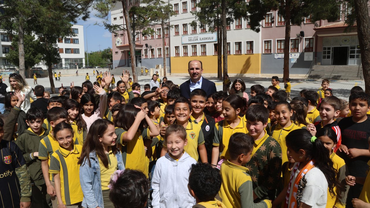 Karne alan öğrencilere Başkan Altay’dan moral veren mesaj!