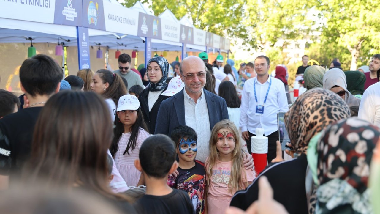 198 Bin Kişi Aynı Şenlikte Buluştu! Selçuklu'da karne coşkusu rekor katılımla yaşandı