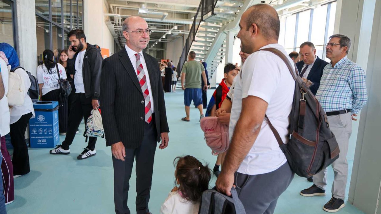 Konya'da geleceğin şampiyonları bu merkezde yetişiyor! Başkan Pekyatırmacı Yaz Spor Okullarını ziyaret etti!
