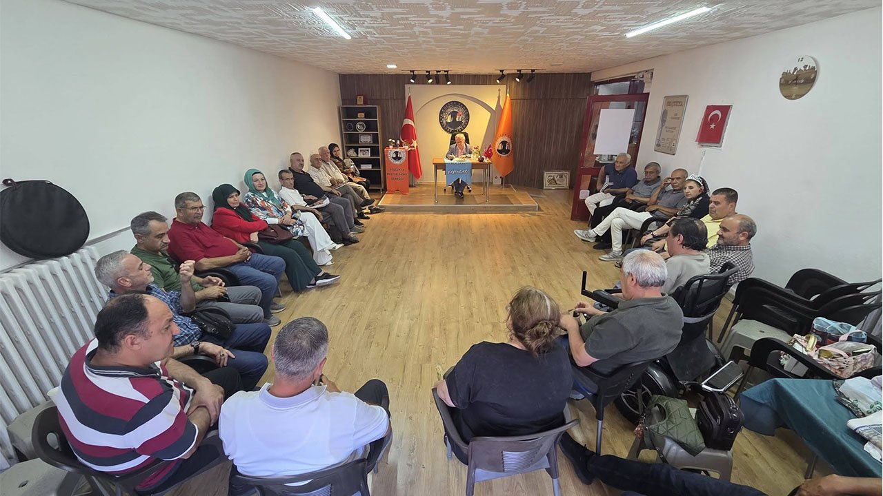 Selçukya'da "Selvi Boylum Al Yazmalım”ı konuştular
