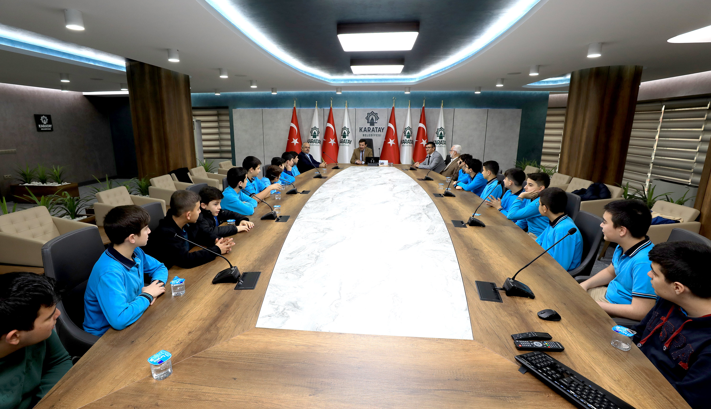 Öğrencilerden Başkan Hasan Kılca’ ya Ziyaret