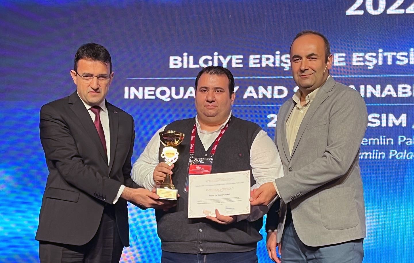 NEÜ'ye “Akademik Kütüphanelerde En İyi Uygulama” Ödülü