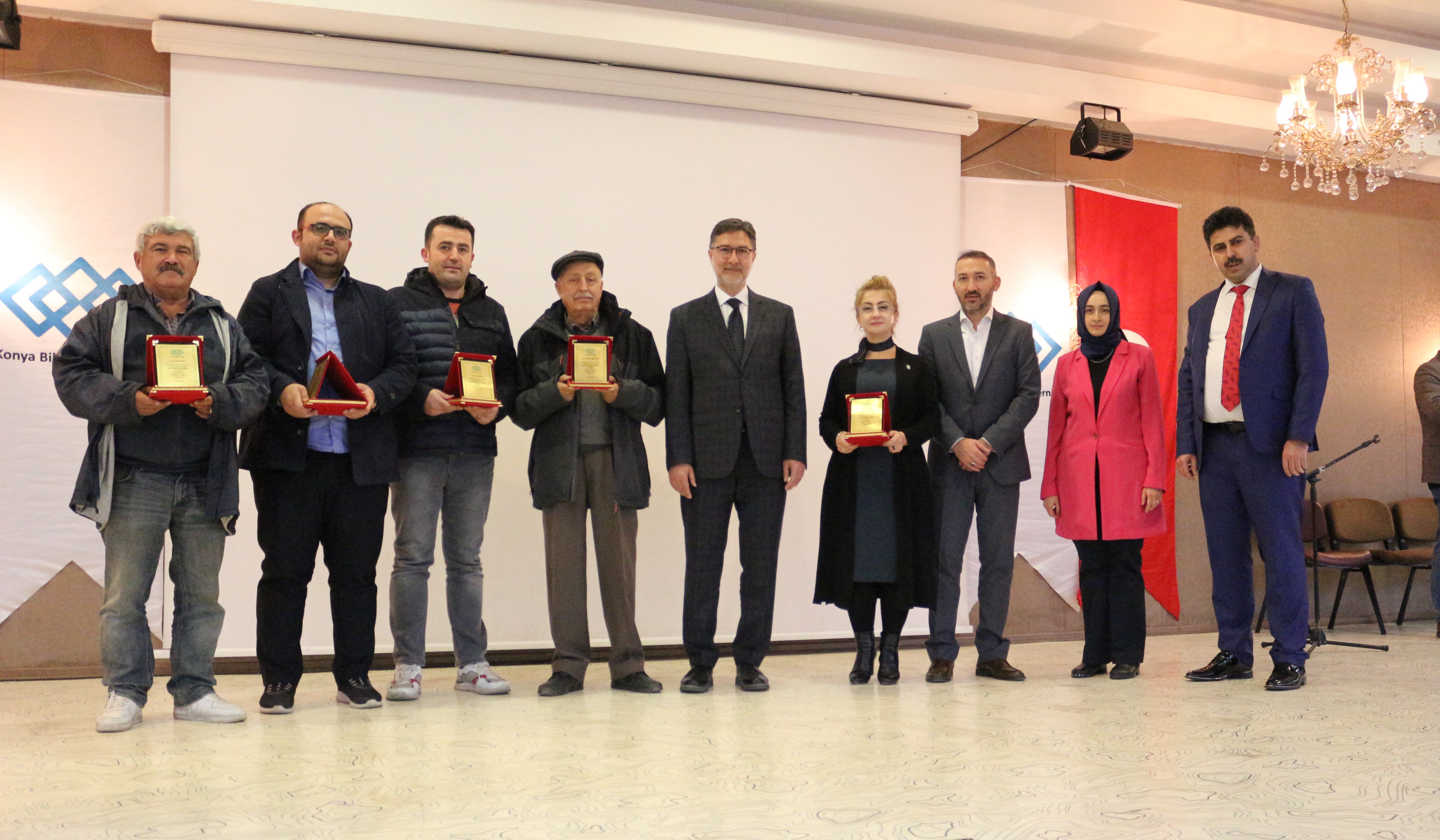 6 Aralık Bilirkişiler Gününü Kutladılar