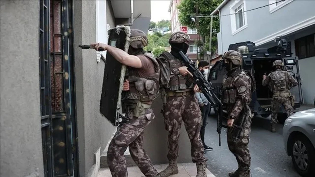 Aralarında Konya'da var! DEAŞ operasyonunda 17 şüpheli tutuklandı!