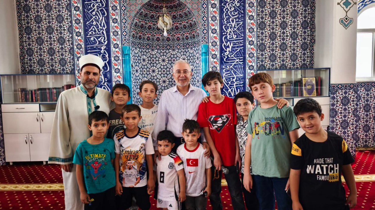 Yaz Kur’an Kursu Öğrencilerine Anlamlı Ziyaret! Müftü Halil Taş Fetih Camii’nde Buluştu!