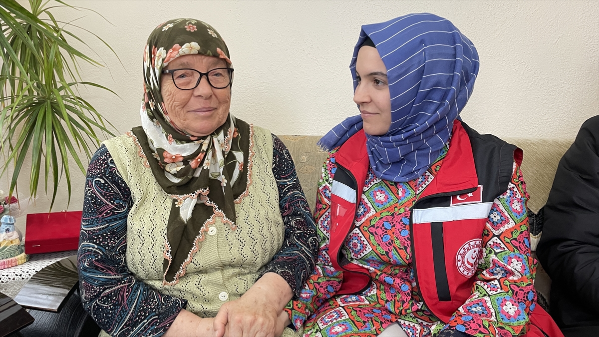 Genel Müdür Yalçın, Konya'da şehit ailesini ziyaret etti