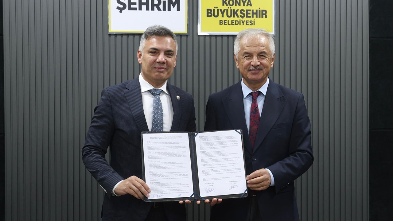Konya Büyükşehir ile Konya Barosu arasında “Entegre Sosyal Destek ve Adli Yardım İş Birliği Protokolü”