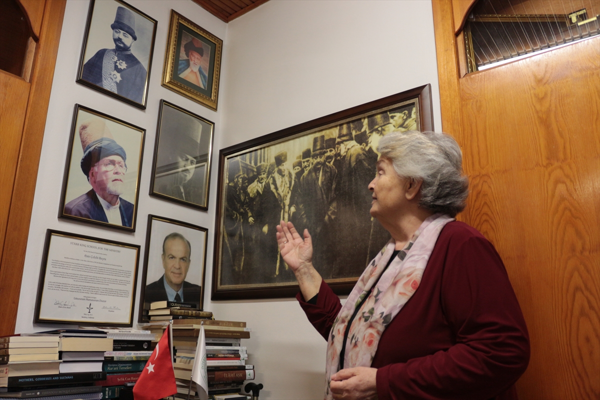 Mevlana'nın Öğretilerini Yeni Nesillere Torunları Aktarıyor