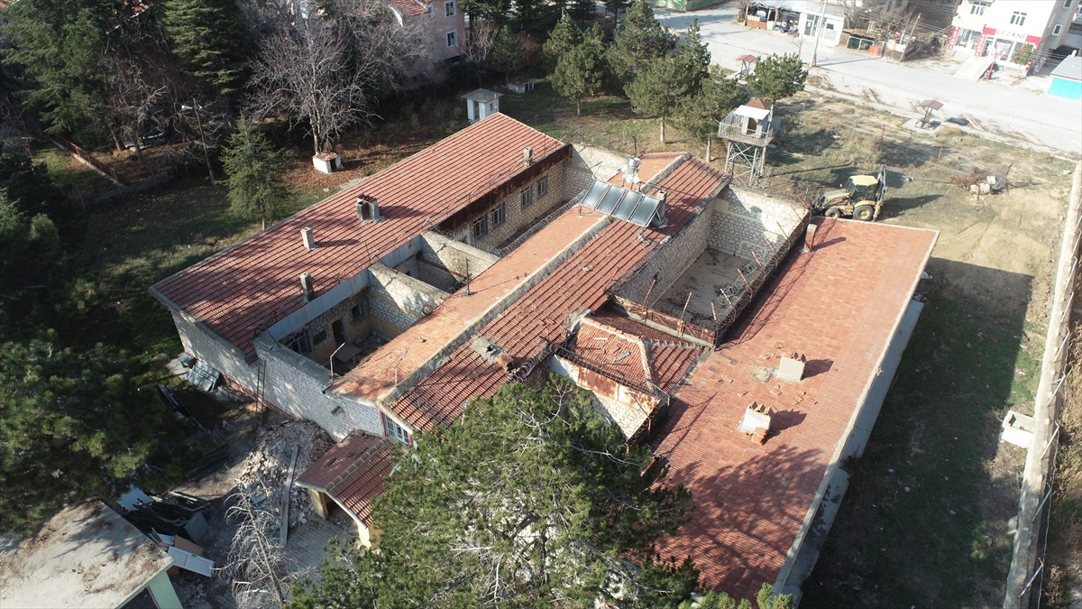 Ilgın’da Eski Cezaevi "Cezaevi Kitap Kafe" Oluyor