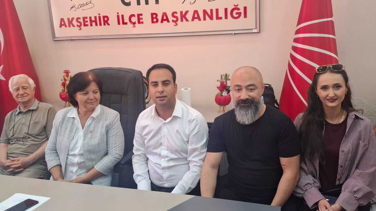 Akşehir CHP'de İstifa;  İlçe Başkanı ve Yönetim Görevi Bıraktı