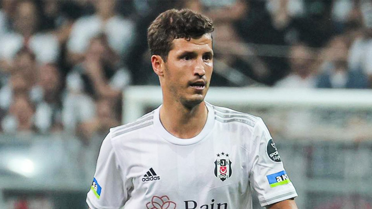 Adı Konyaspor ile de anılmıştı: Salih Uçan'ın yeni takımı belli oldu
