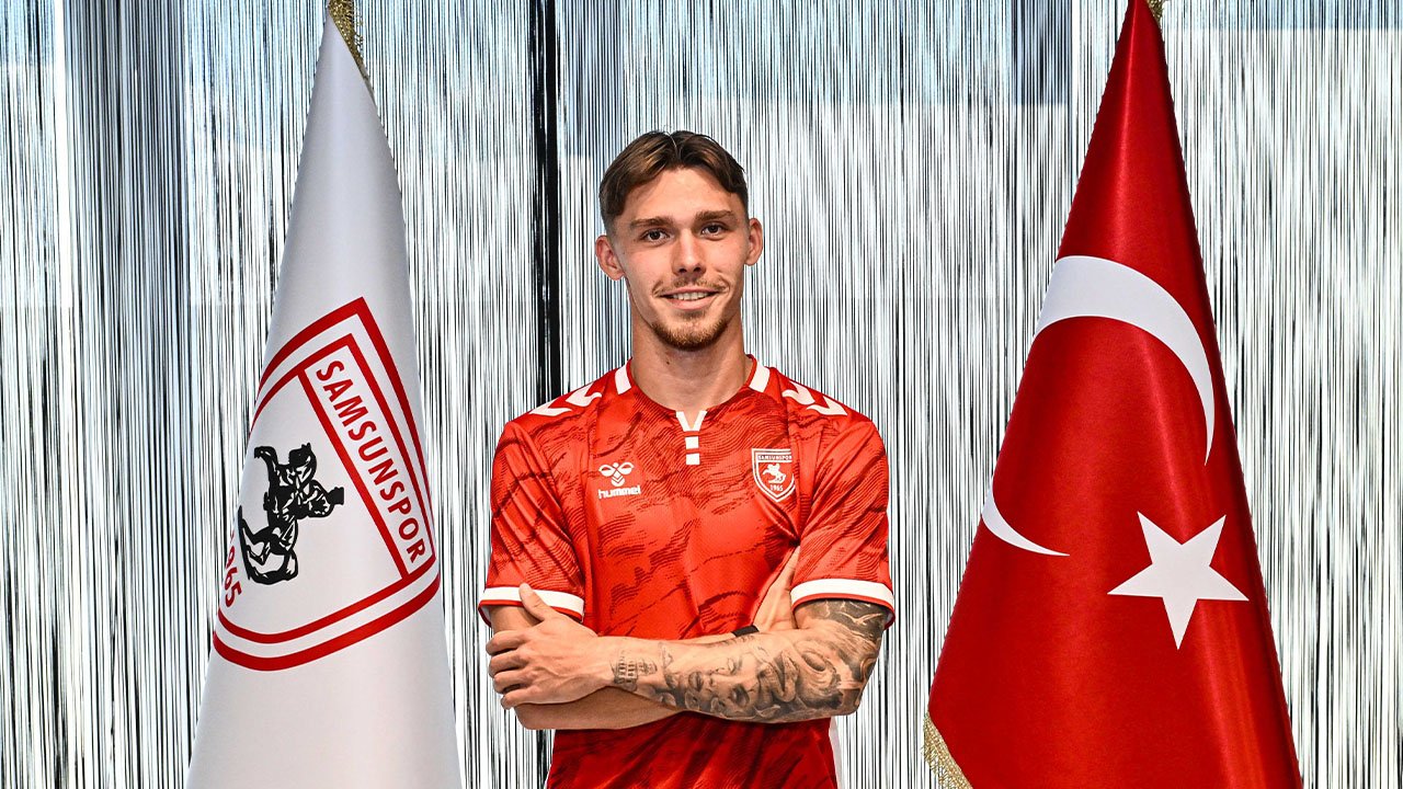 Samsunspor'dan stoper transferi: 5 yıllık sözleşme imzaladı