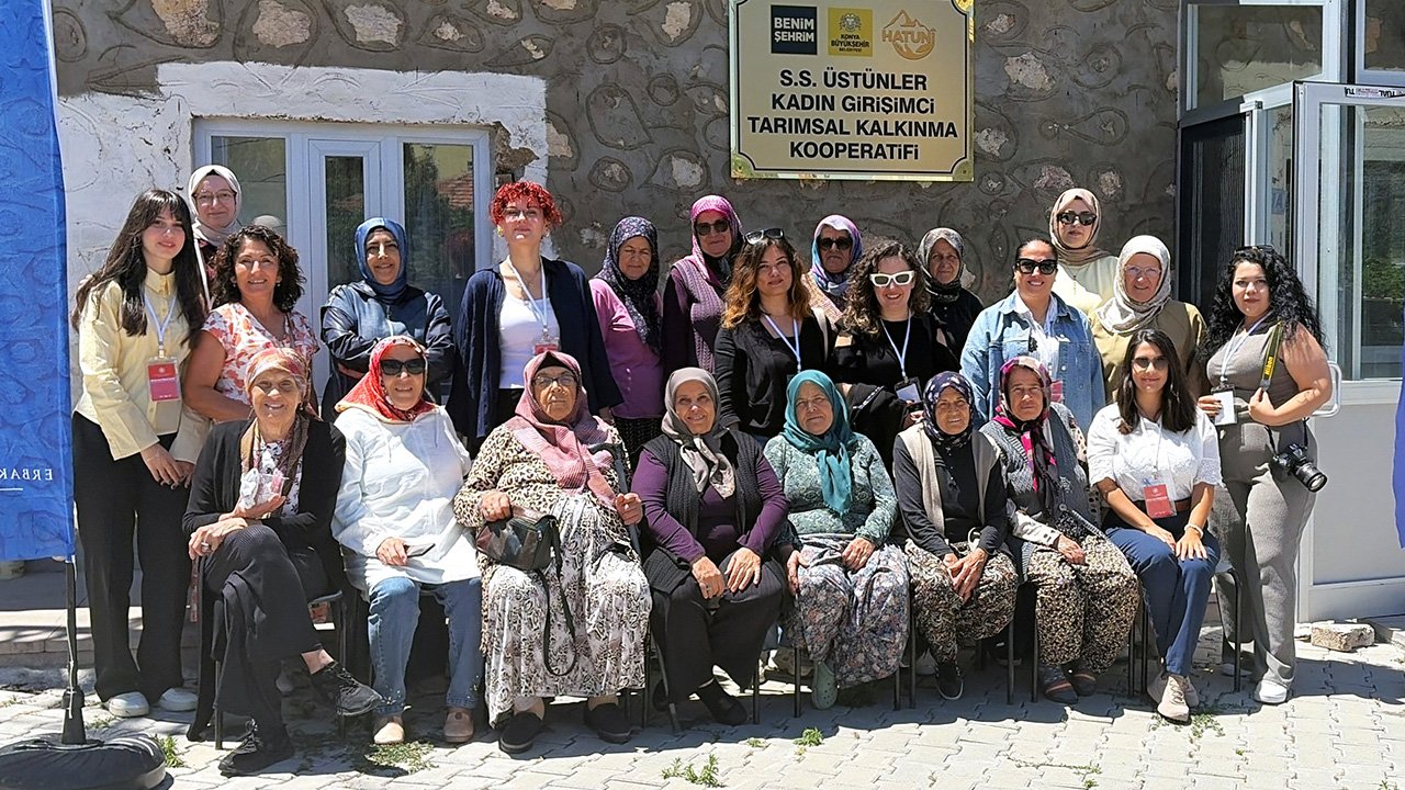 Bilim Kafe'de "Üreten Kadınlar, Güçlü Yarınlar: Bilimin Işığında Kooperatifçilik" konuşuldu