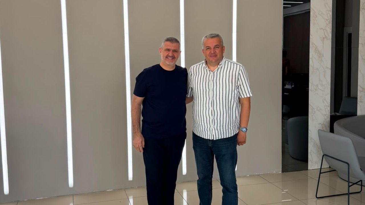 Bahattin Çibik’ten EFC Otomotiv & Rent a Car’a Hayırlı Olsun Ziyareti