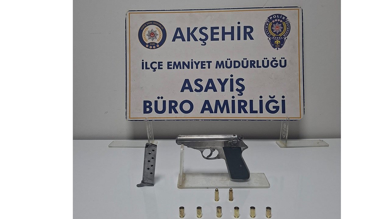 Polis düğünü izledi, havaya ateş eden şahsı suçüstü yakaladı!