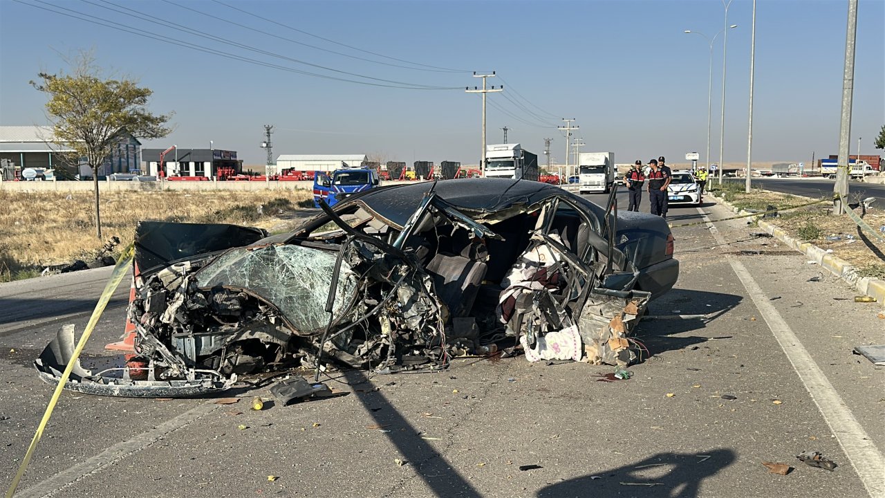 Konya-Aksaray D-300 kara yolunda otomobil takla attı: 2 ölü, 2 ağır yaralı