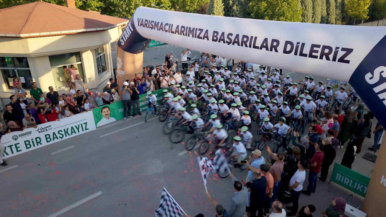 Geleceğin Güçlü Pedalları Karatay'da Yetişiyor! 11. Düz Bisiklet Yarışı Büyük Heyecana Sahne Oldu