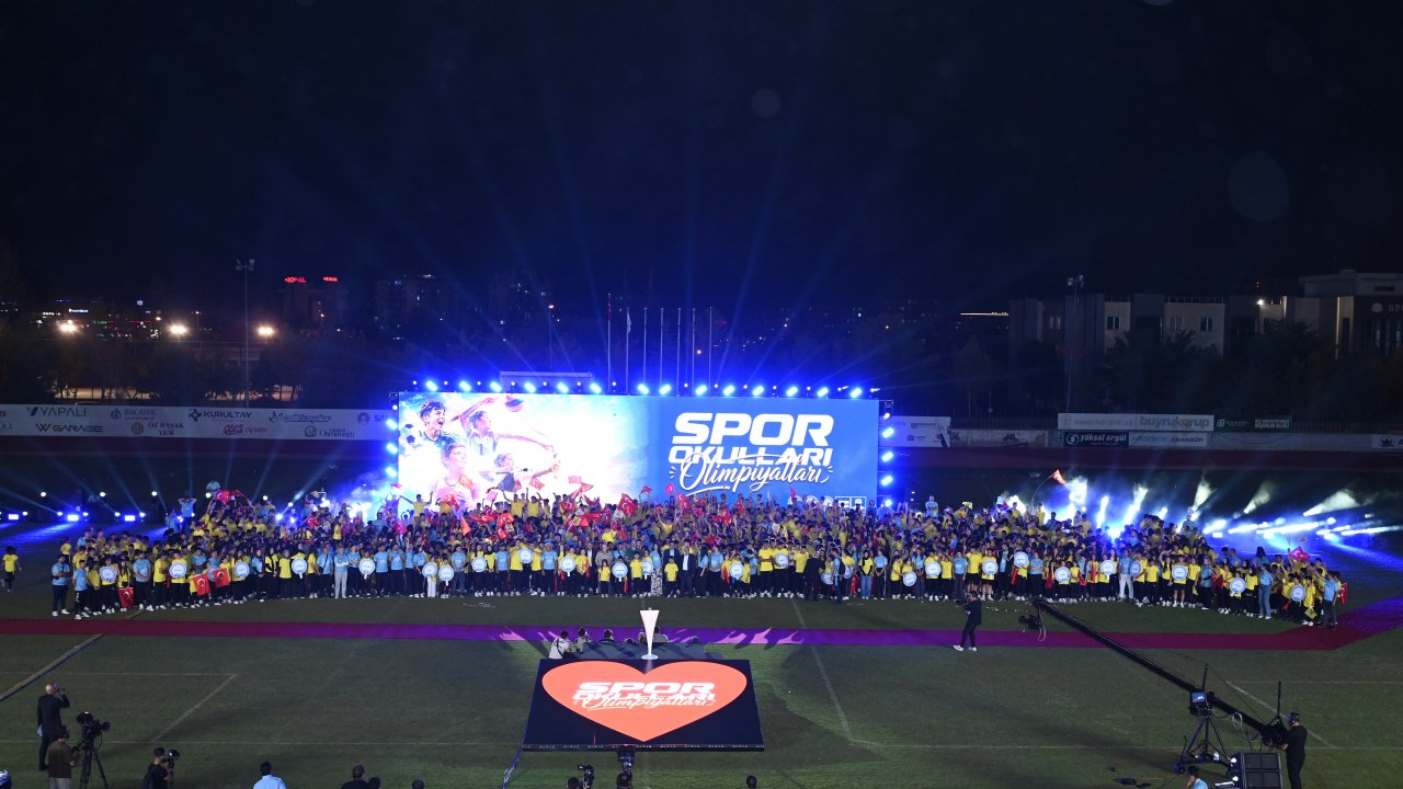 Konya'nın 28 ilçesini kapsayan 2. Spor Okulları Olimpiyatları görkemli bir törenle başladı!