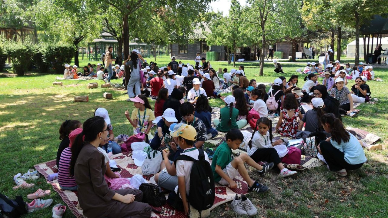 Öğrenciler Dönem Sonu Pikniğinde Buluştu! Karatay Belediyesinden öğrencilere sürpriz!