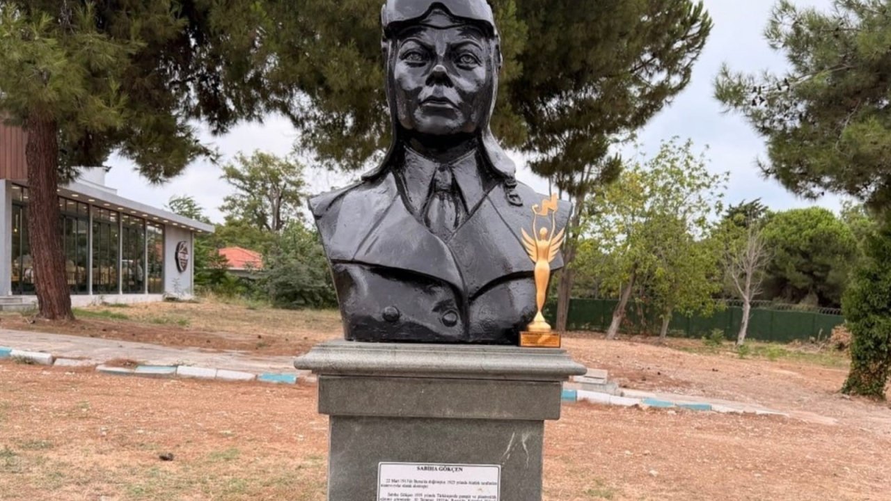 Akif Manaf Sağlık ve Barış Ödülü Sabiha Gökçen’e İthaf Edildi