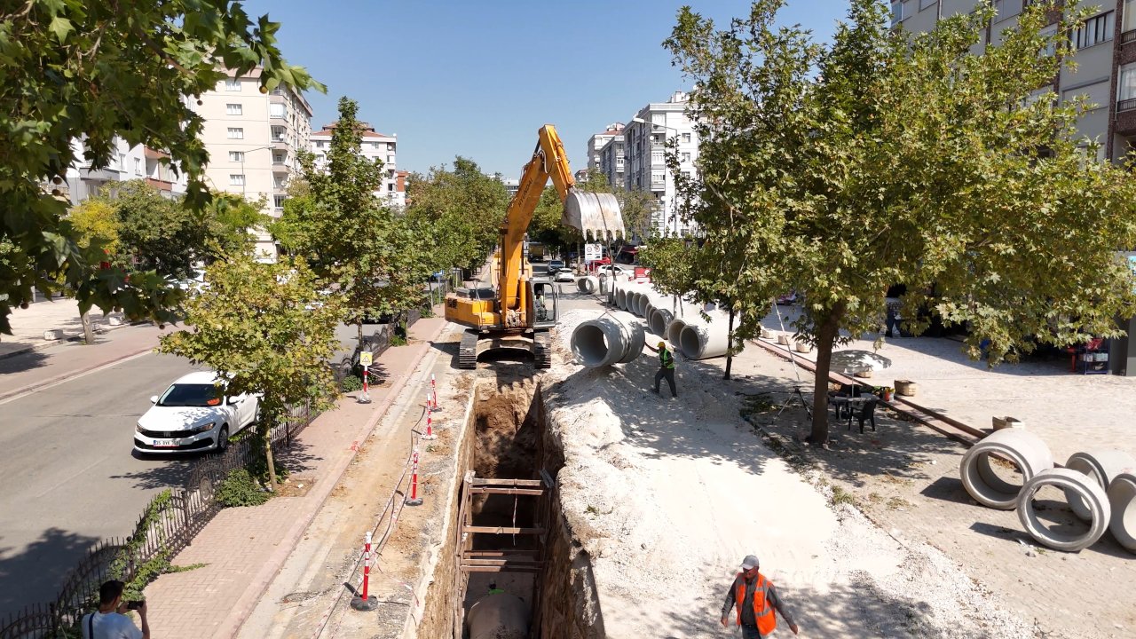 KOSKİ Rauf Denktaş Caddesi'nde Altyapıyı Güçlendiriyor