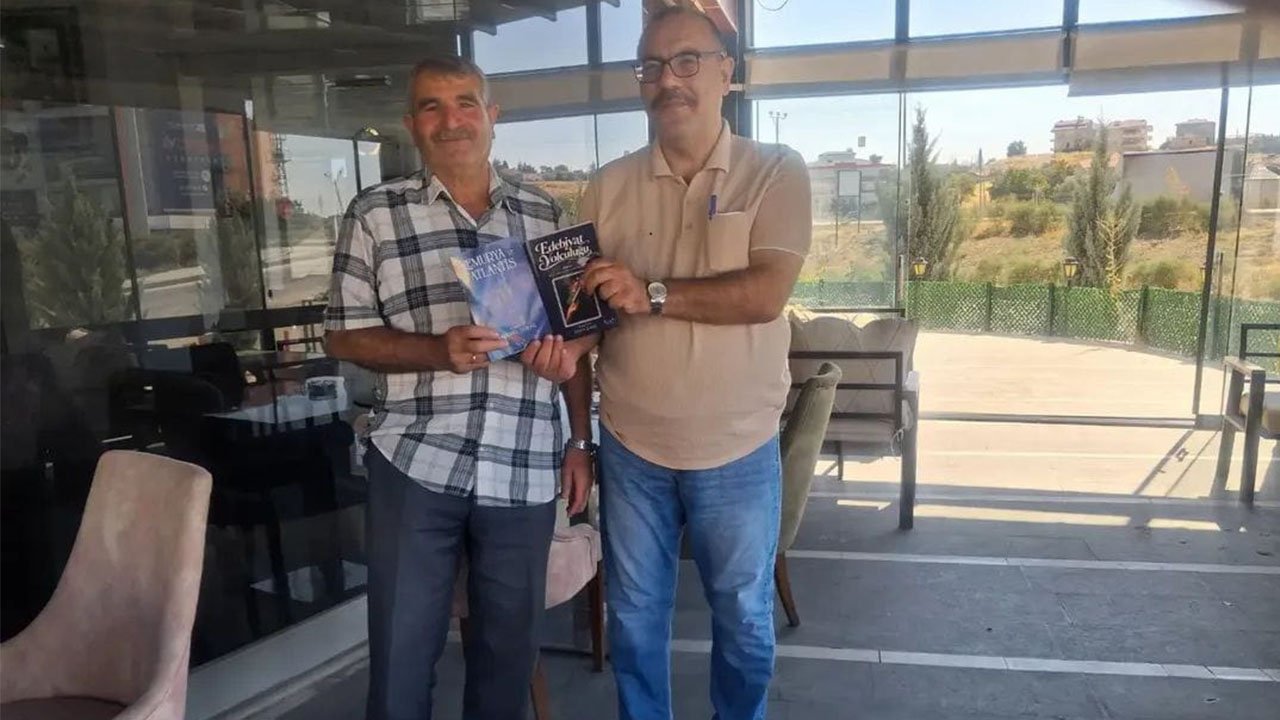 Konya Cihanbeyli’de Lütfi Şahin’den İmza Günü! Kitapseverlerle Buluştu