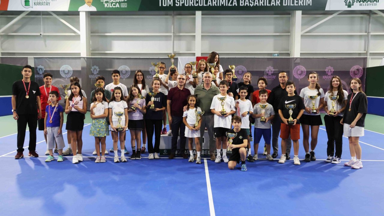 Karatay’da Zafer Coşkusu Tenis Kortlarına Taşındı! Turnuva da Final Heyecanı