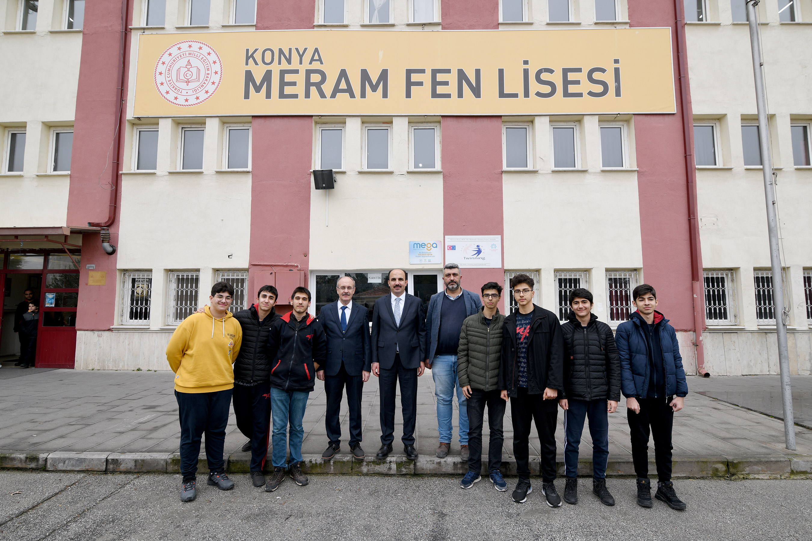 Başkan Altay Meram Fen Lisesi Öğrencileriyle Buluştu