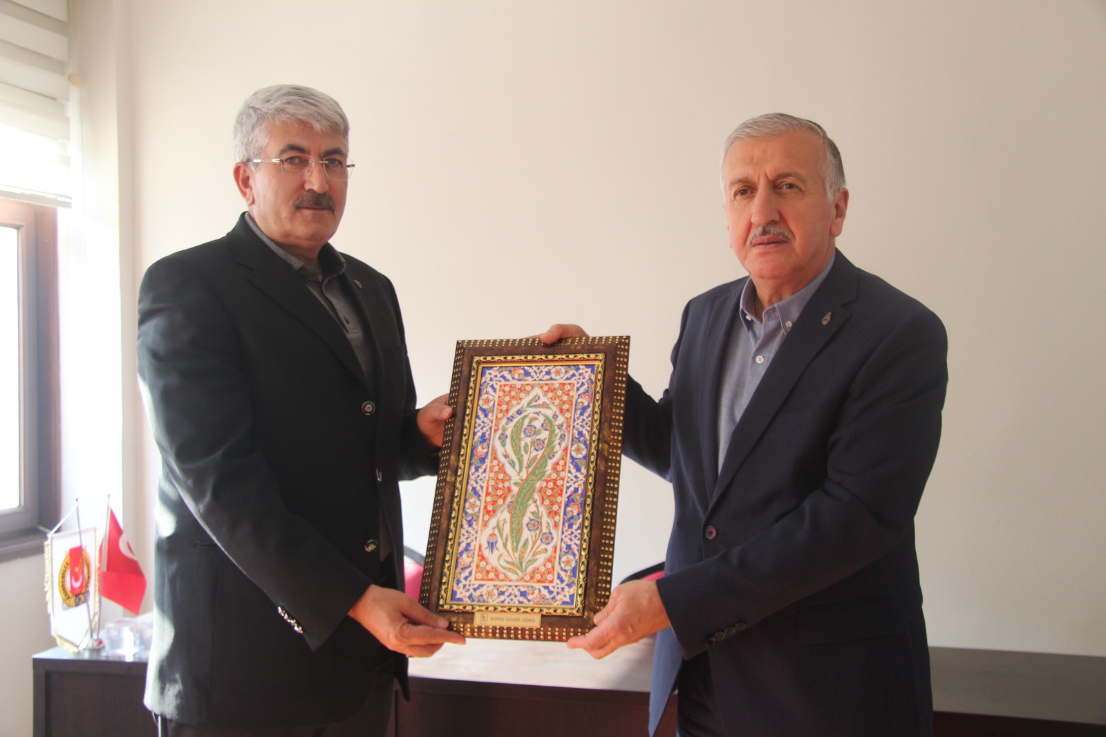 KSO Başkanı Büyükeğen Gazeteciler Cemiyeti’ni ziyaret etti