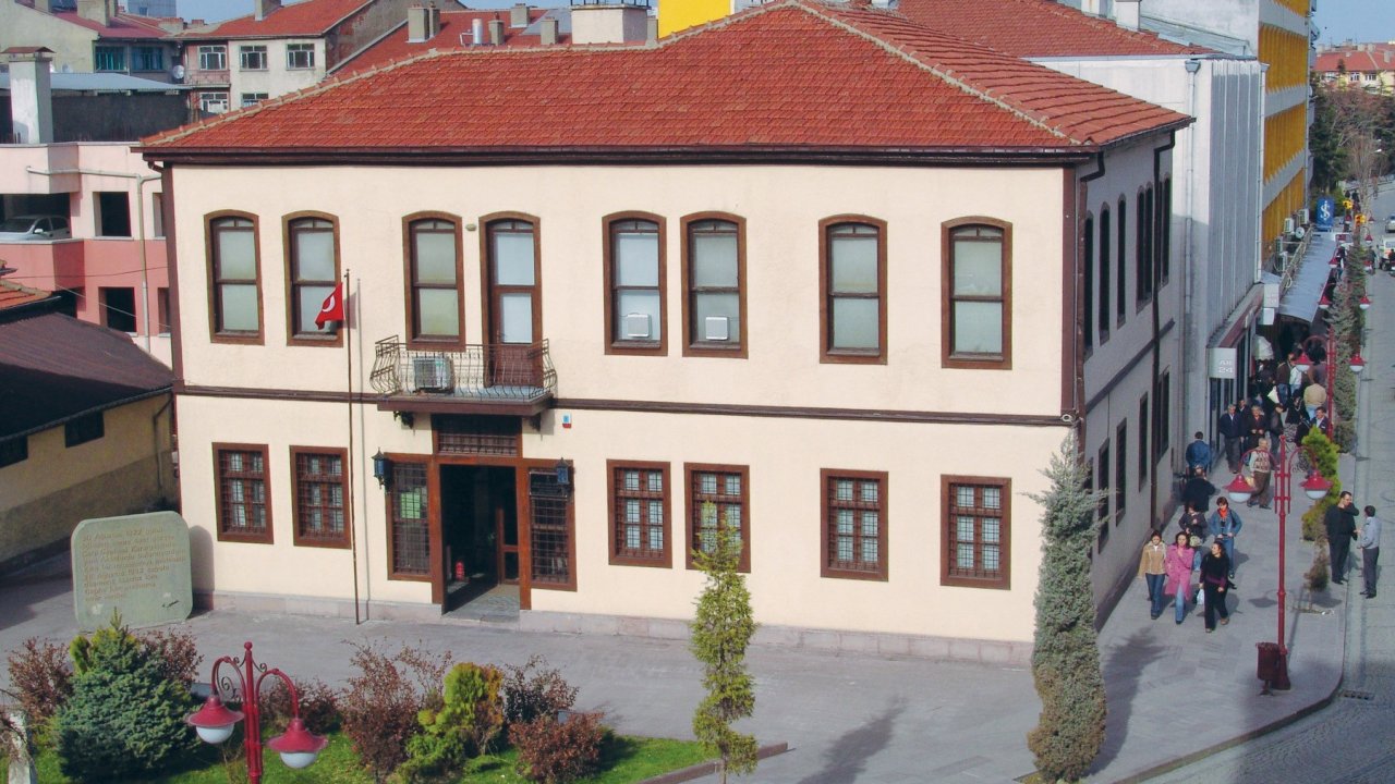 Konya’da Tarihi Müzede Çalışma Başladı! Akşehir Batı Cephesi Karargahı Ziyarete Kapatıldı