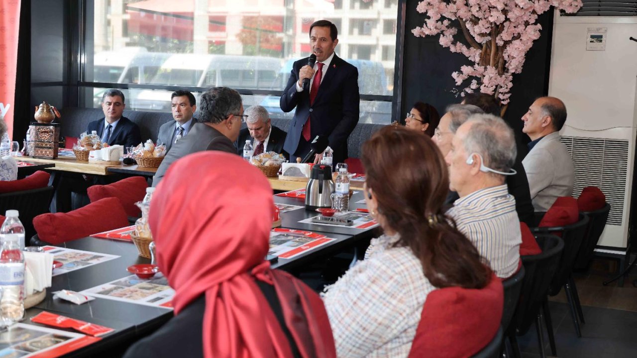 Konya’da anlamlı buluşma! Karatay’da Alzheimer farkındalığı için bir araya geldiler
