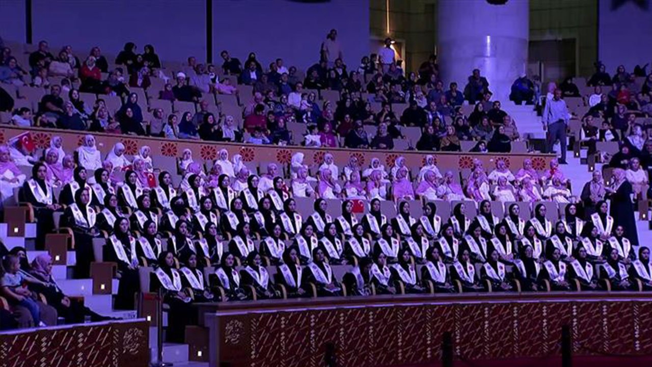 Konya’da Gurur Dolu Gün! Karatay’da 66 Hafız İcazetini Törenle Aldı