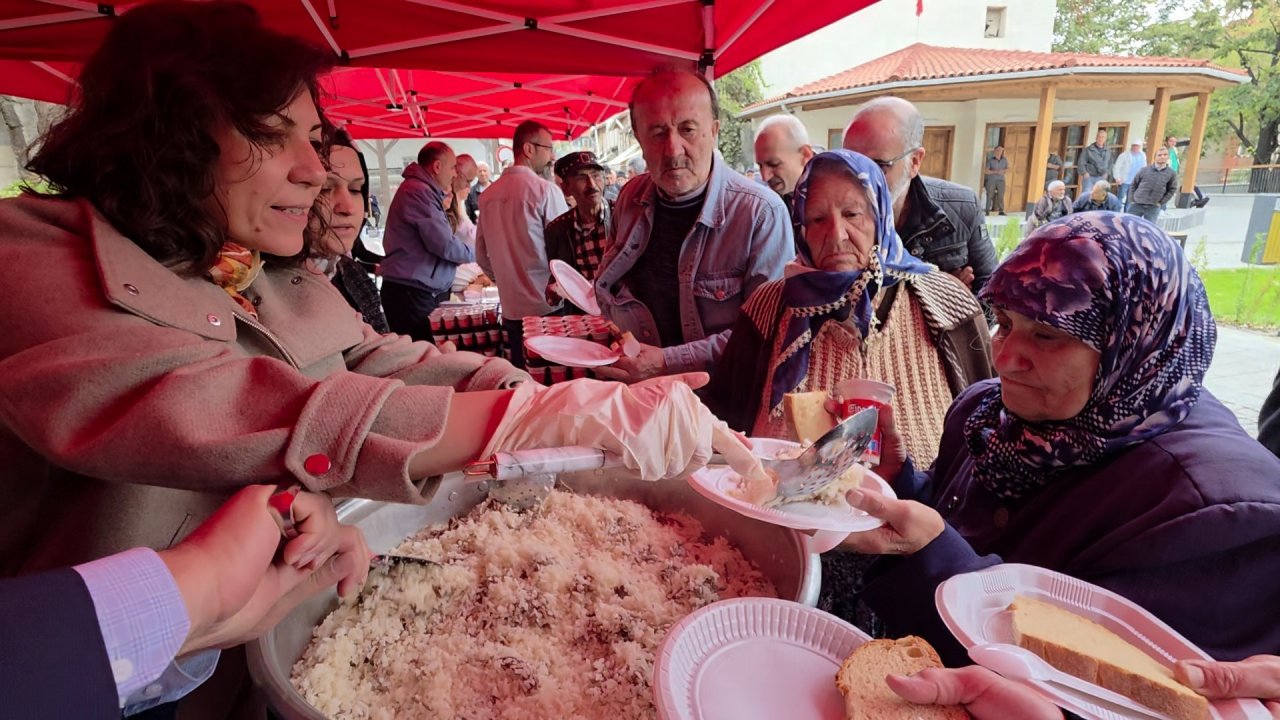 Konya’dan Kütahya’ya uzanan Mevlânâ sevgisi! 819. doğum yıl dönümünde anıldı