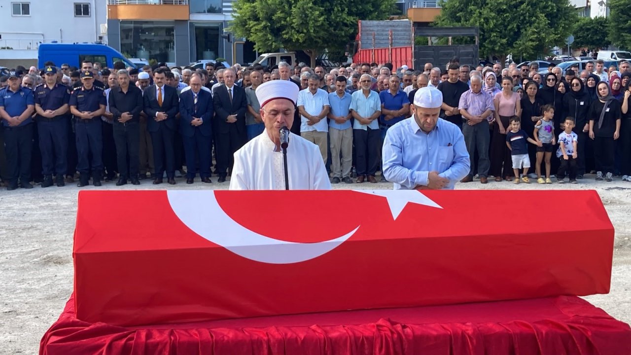 Konya’da hastalığa yenik düşen 24 yaşındaki uzman çavuş son yolculuğuna uğurlandı