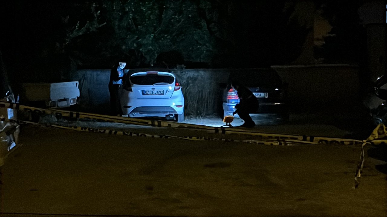 Konya’da 22 Yaşındaki Genç Otomobilin Arka Koltuğunda Ölü Bulundu