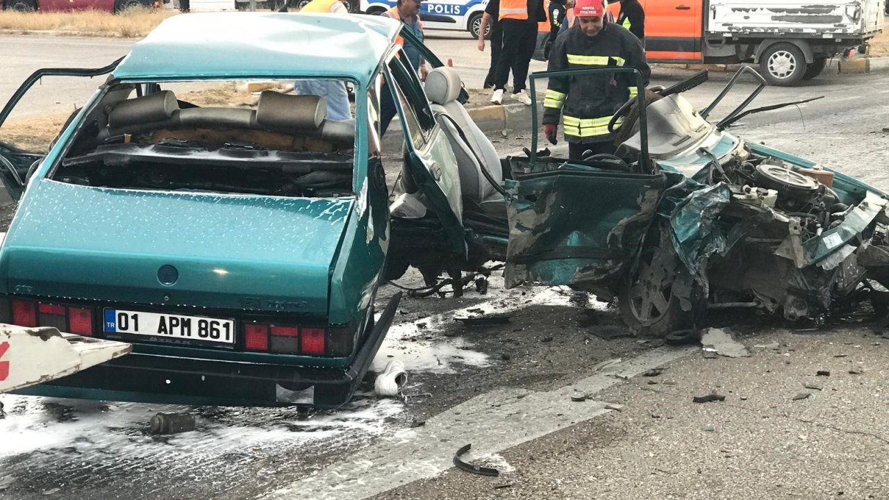 Konya’da Feci Kaza! Hafif Ticari Araç Tofaş’ı İkiye Böldü: 2 Yaralı