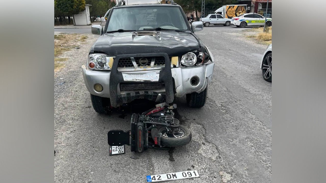 Konya'da pikap ile motosiklet çarpıştı: 1 yaralı!