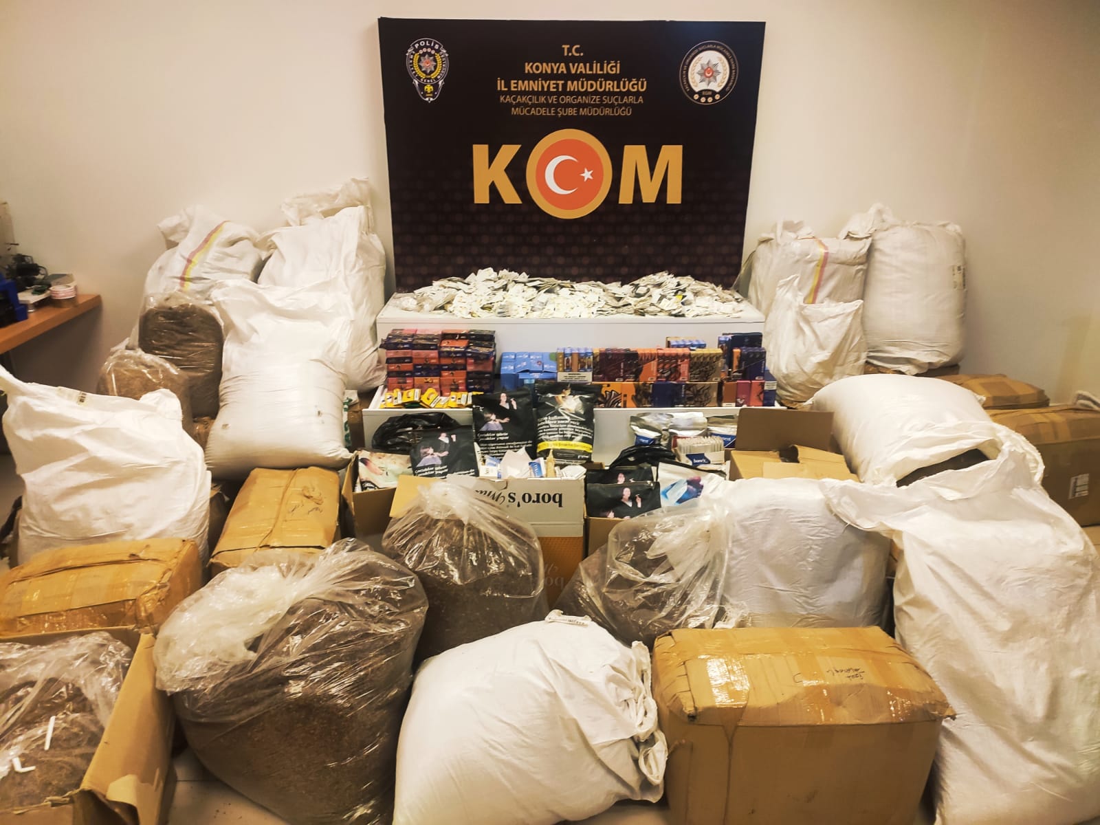 Kaçakçıların Sahte Etiket Oyunu Ortaya Çıktı