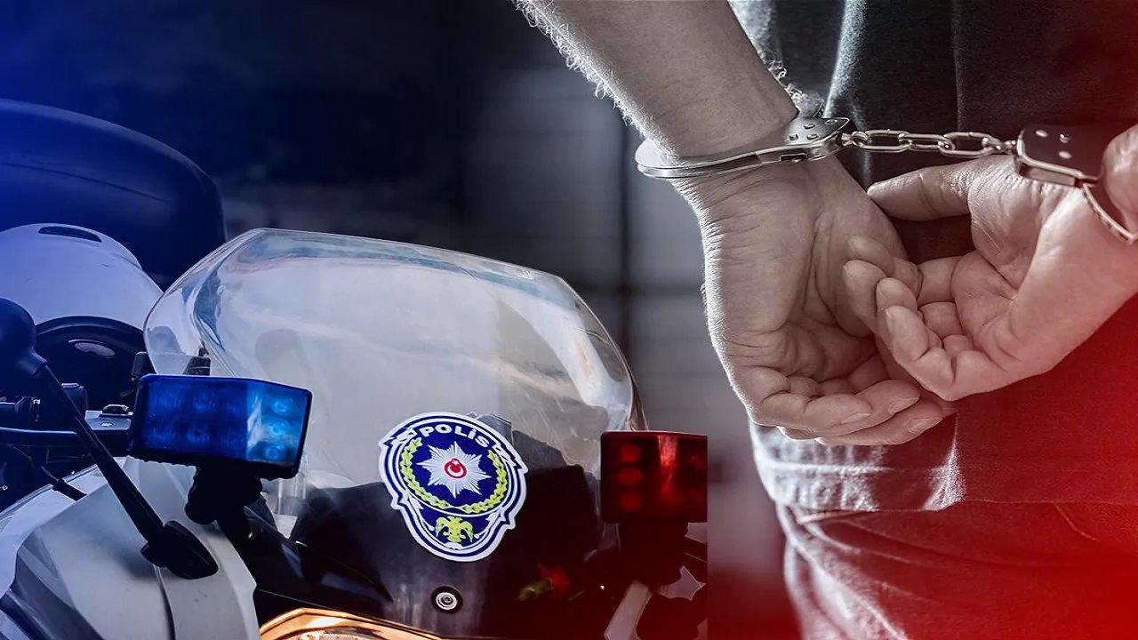 Konya’da da DEAŞ operasyonu: Evlerden çıkanlar dikkat çekti