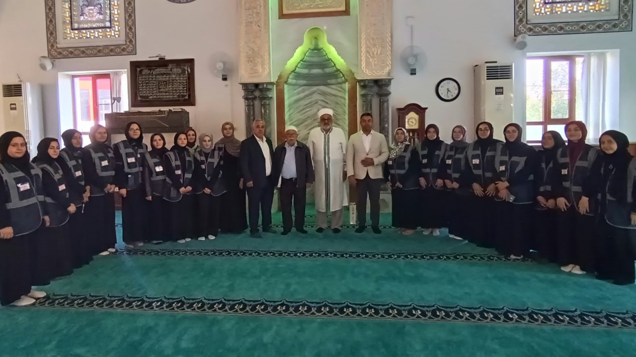 Türk Anadolu Vakfı Hafız Kız Anadolu İmam Hatip Lisesi’nden Anlamlı Camiler Haftası Ziyareti