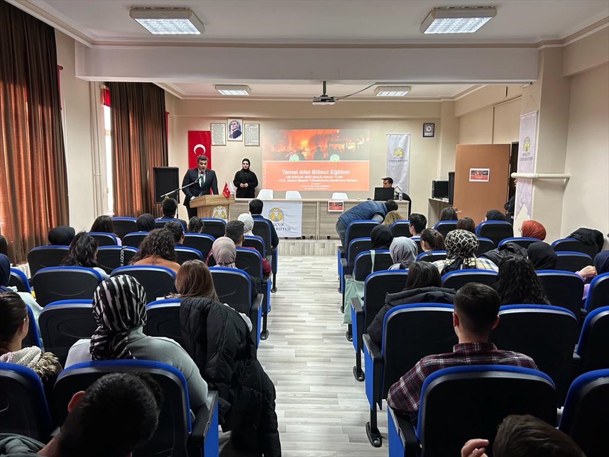 Bozkır'da "Temel Afet Bilinci Konferansı" düzenlendi