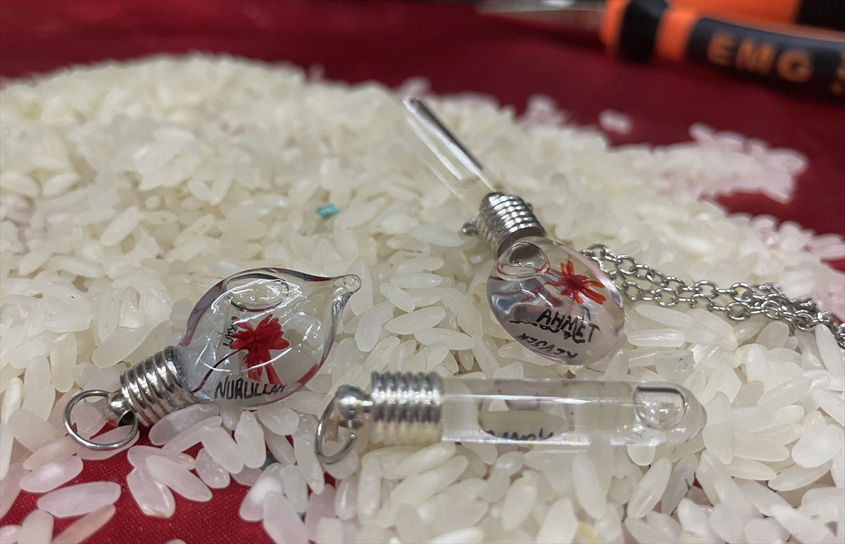 İzlediği haberden etkilenerek başladığı el sanatının ustası oldu